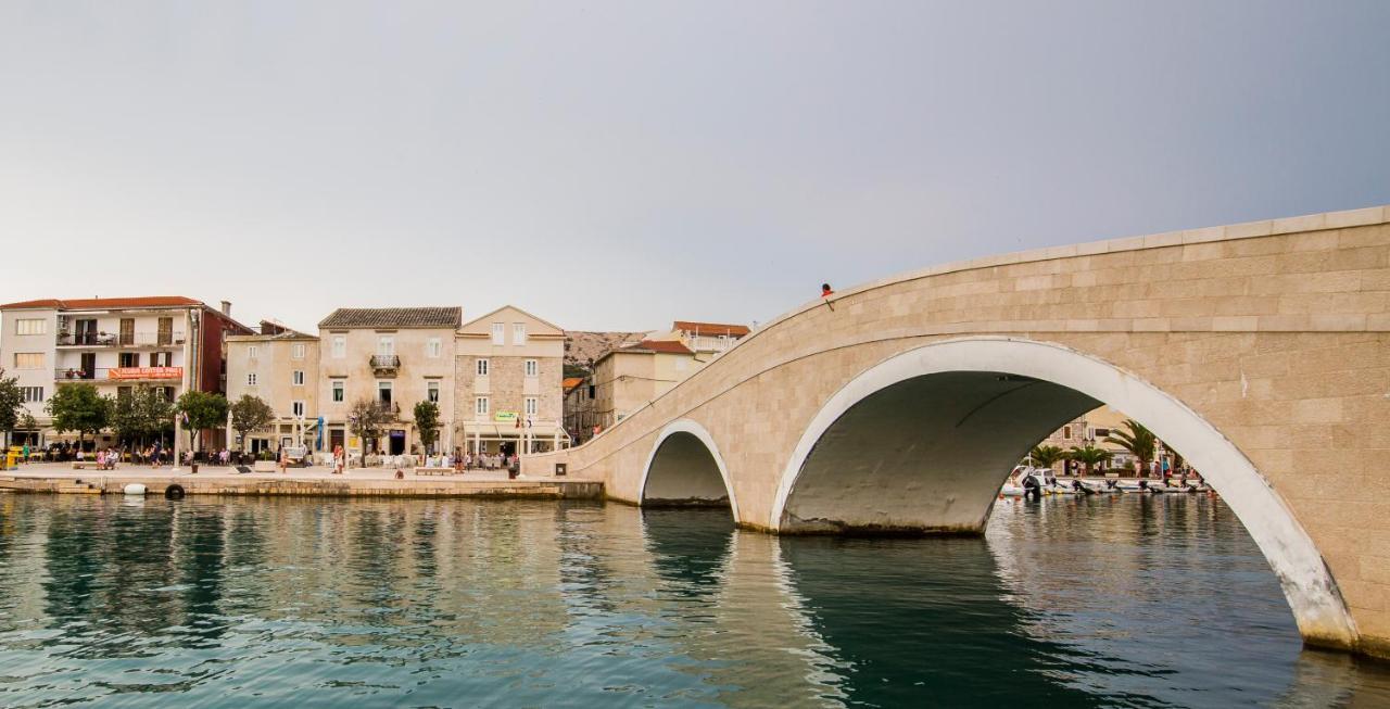 Apartmani Mabele Pag Town Bagian luar foto